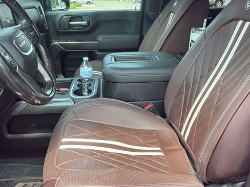 Used 2022 GMC Sierra 3500 AT4 w/ AT4 Premium Plus Package AWD/4WD image 21