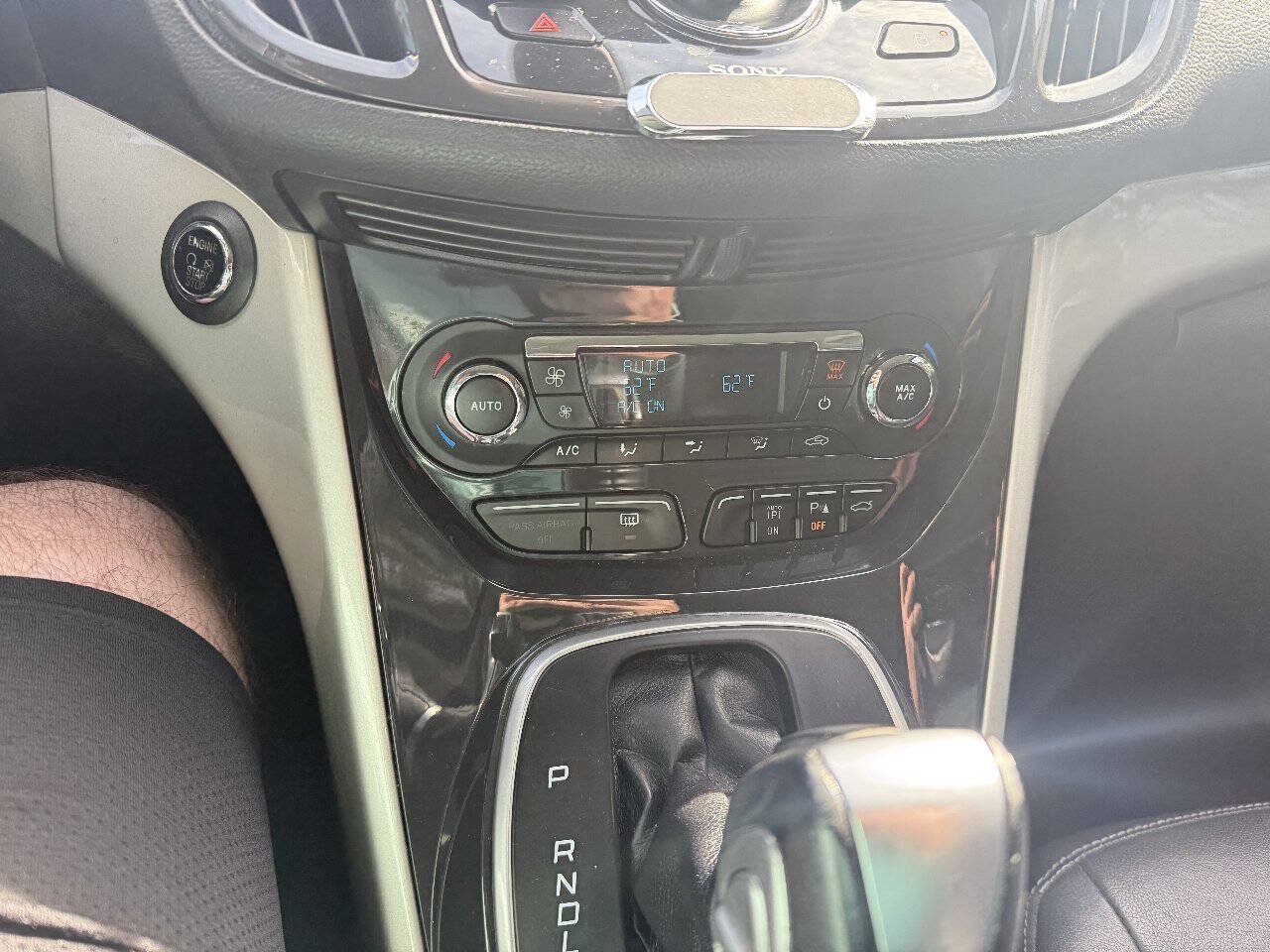 Used 2015 Ford C-MAX SEL w/ Equipment Group 303A FWD image 18