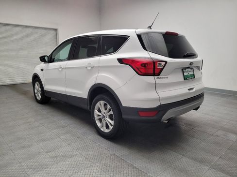 Used 2019 Ford Escape SE FWD image 5