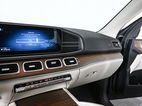 Certified 2022 Mercedes-Benz GLS 450 4MATIC image 13