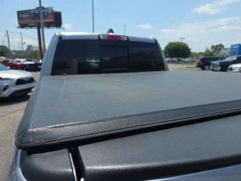 Used 2025 RAM 1500 Laramie AWD/4WD image 6
