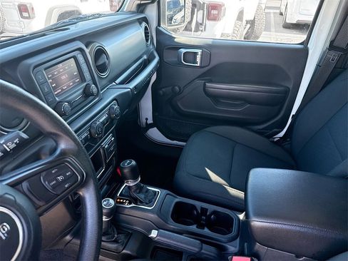 Used 2021 Jeep Wrangler Unlimited Sport image 26