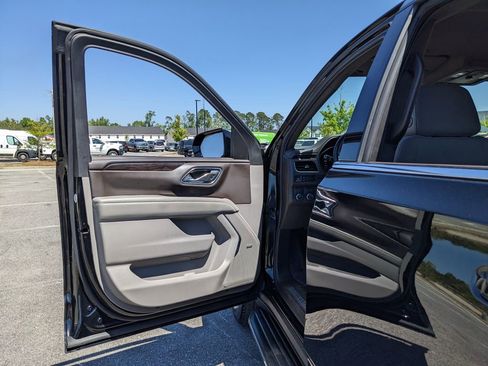 Used 2024 Chevrolet Tahoe LT RWD image 60