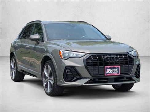 Used 2021 Audi Q3 2.0T Premium w/ Convenience Package AWD/4WD image 3