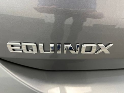 Used 2024 Chevrolet Equinox LT AWD/4WD image 25