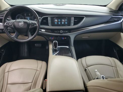 Used 2018 Buick Enclave Essence FWD image 12