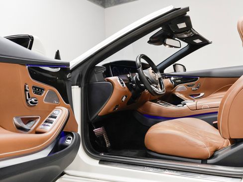 Used 2017 Mercedes-Benz S 550 Cabriolet w/ Sport Package image 26