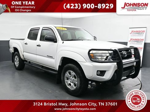 Used 2015 Toyota Tacoma PreRunner w/ SR5 Package image 1
