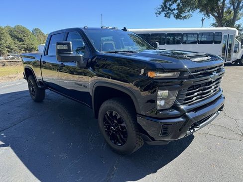 New 2026 Chevrolet Silverado 2500 Custom w/ Custom Value Package image 7
