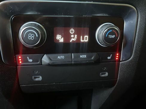 Used 2021 Chevrolet Tahoe Premier image 35