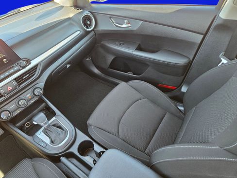 Used 2021 Kia Forte LXS FWD image 19