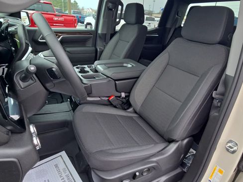 New 2026 GMC Sierra 1500 SLE w/ LPO, Black Badging Package image 10