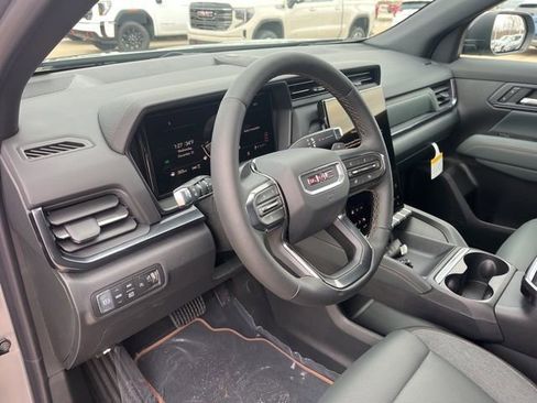 New 2026 GMC Terrain AT4 AWD/4WD image 17