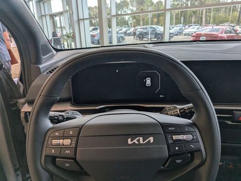 New 2026 Kia Sportage X-Line w/ X-Line Technology Package AWD/4WD image 28