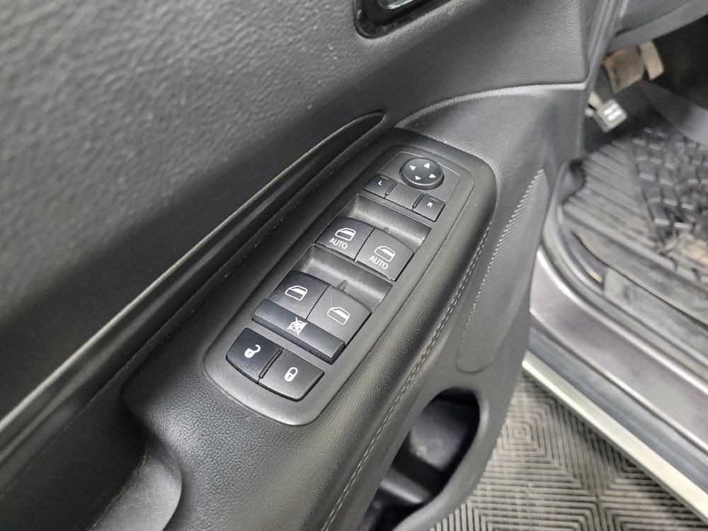 Used 2021 Dodge Durango SXT AWD/4WD image 27