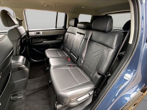 Used 2026 Hyundai Santa Fe SEL FWD image 18