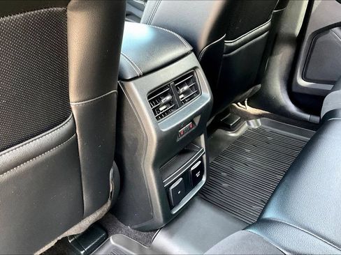 Used 2019 Ford Edge ST w/ Equipment Group 401A AWD/4WD image 22