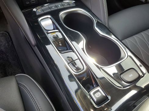 Used 2023 Buick Envision Avenir image 31