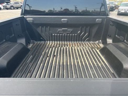 Used 2021 Chevrolet Silverado 1500 LT AWD/4WD image 32