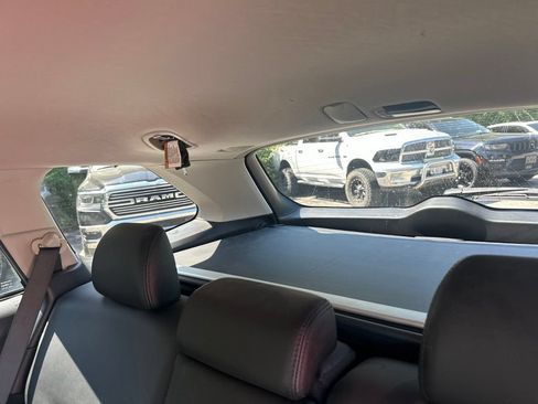 Used 2011 Subaru Outback 2.5i Limited w/ PWR Moonroof Pkg AWD/4WD image 29