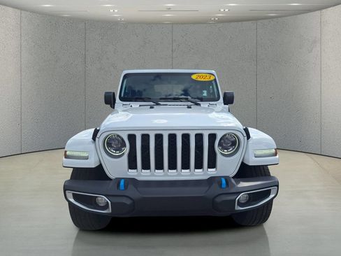 Used 2023 Jeep Wrangler Unlimited Sahara w/ Cold Weather Group AWD/4WD image 8