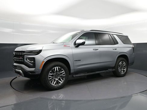 Used 2025 Chevrolet Tahoe Z71 AWD/4WD image 3