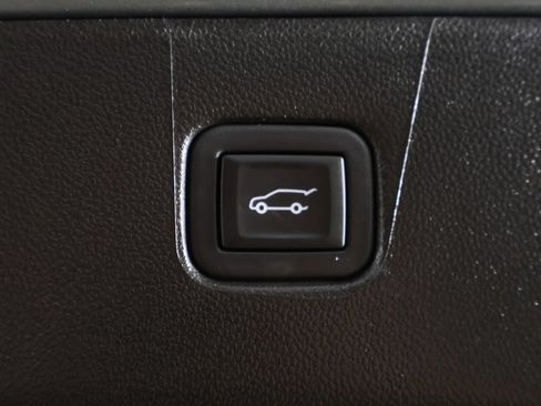 Used 2024 Chevrolet Blazer RS w/ Driver Confidence II Package FWD image 24