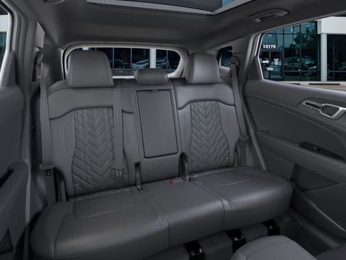 New 2025 Kia Sportage X-Pro AWD/4WD image 16