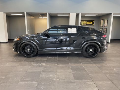 Used 2021 Lamborghini Urus AWD/4WD image 7