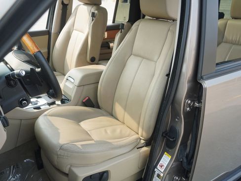 Used 2015 Land Rover LR4 HSE LUX image 6