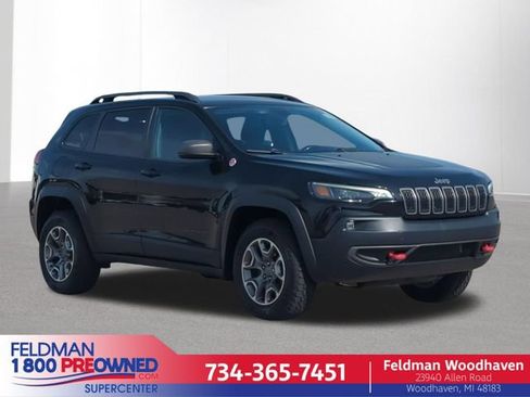 Used 2020 Jeep Cherokee Trailhawk w/ Comfort/Convenience Group AWD/4WD image 1
