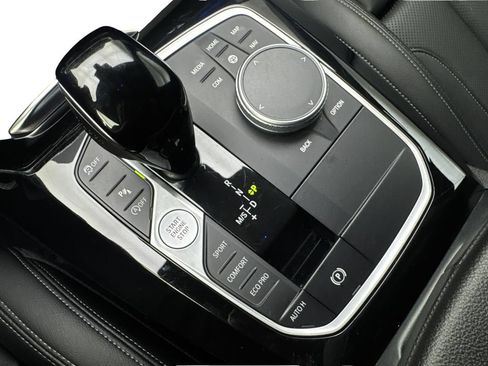 Used 2024 BMW X3 sDrive30i RWD image 71