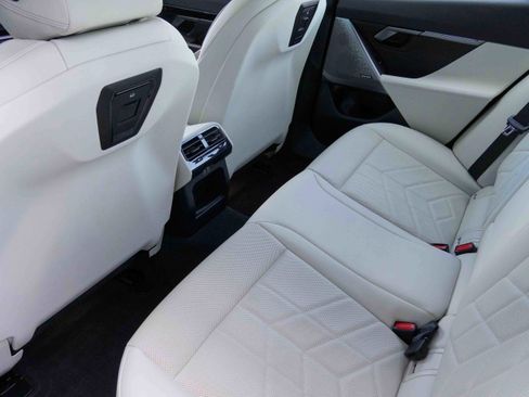 Certified 2025 BMW 530i xDrive image 35