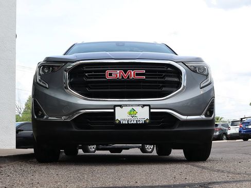 Used 2020 GMC Terrain SLT FWD image 17