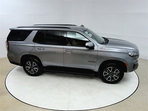 Used 2022 Chevrolet Tahoe Z71 w/ Z71 Off-Road Package image 20