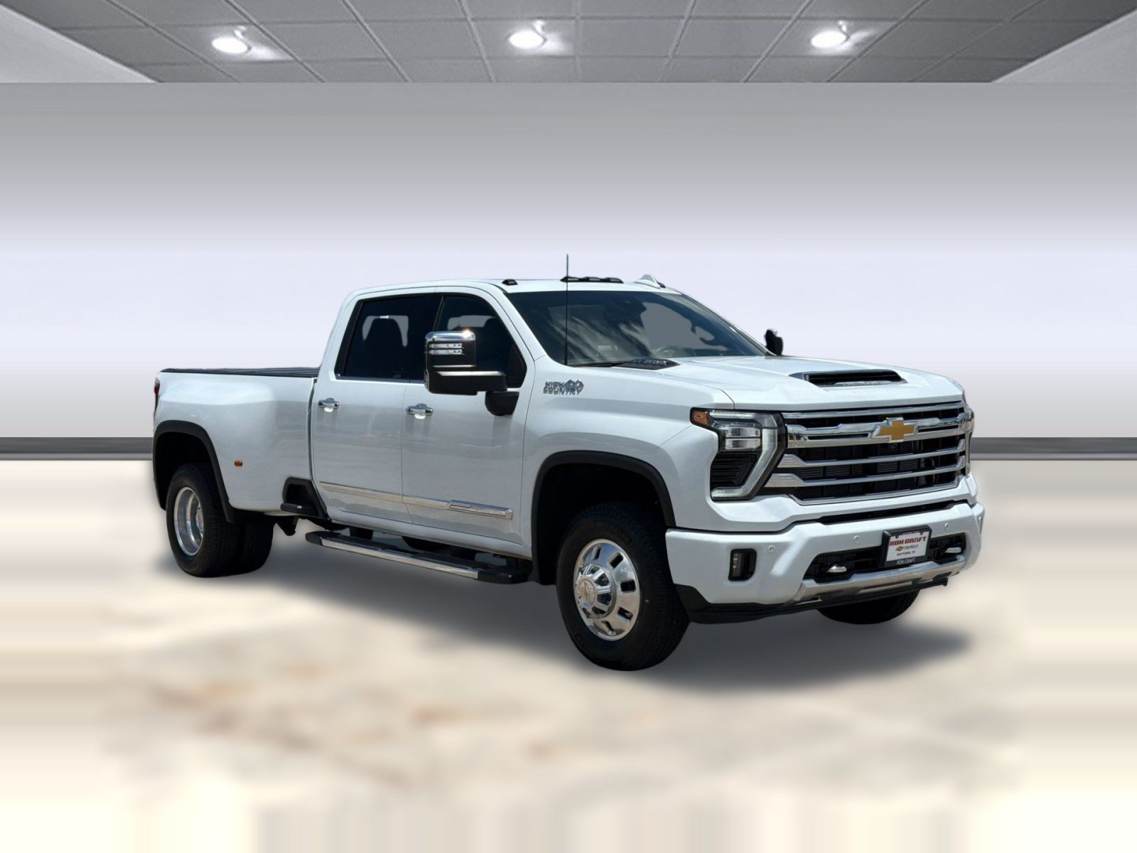 Certified 2026 Chevrolet Silverado 3500 High Country w/ Technology Package AWD/4WD image 7