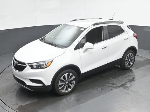 Used 2022 Buick Encore Preferred w/ Safety Package AWD/4WD image 37
