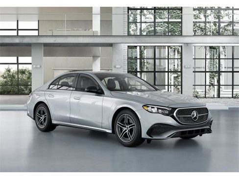 New 2026 Mercedes-Benz E 350 4MATIC Sedan image 11