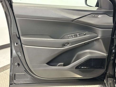 New 2026 Jeep Cherokee Overland image 15