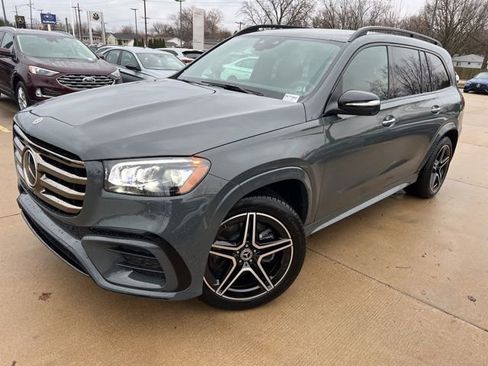 New 2026 Mercedes-Benz GLS 450 4MATIC image 3