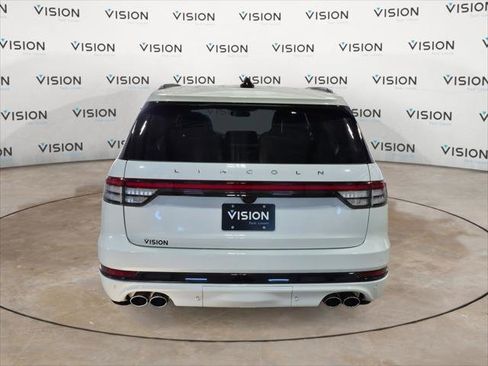 New 2026 Lincoln Aviator Reserve w/ Luxury Package image 4