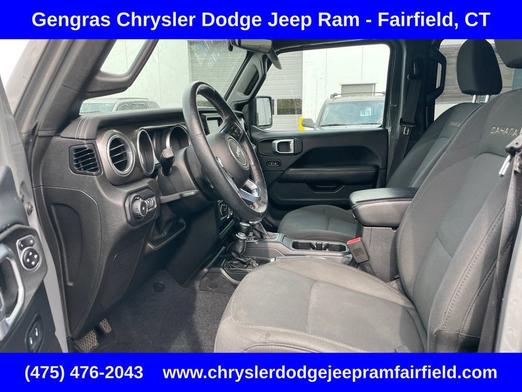 Used 2018 Jeep Wrangler Unlimited Sahara AWD/4WD image 40