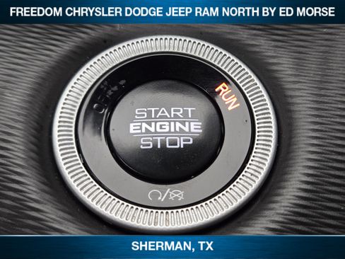 Used 2025 Jeep Grand Cherokee Altitude AWD/4WD image 15