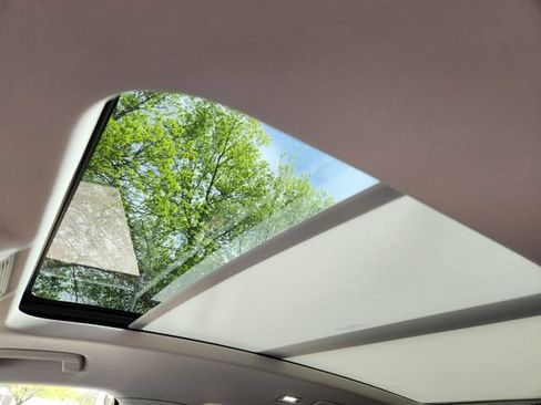 New 2026 Volkswagen Tiguan SE AWD/4WD image 23