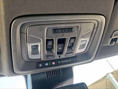 Used 2023 GMC Sierra 1500 Denali AWD/4WD image 32