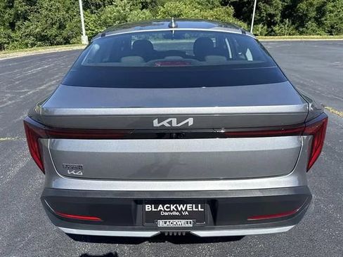 New 2026 Kia K4 FWD image 4