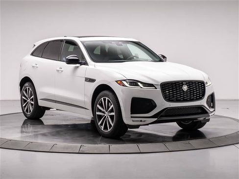 New 2026 Jaguar F-PACE R-Dynamic S AWD/4WD image 7