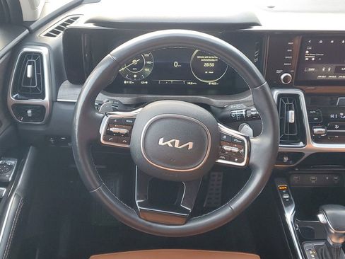 Used 2022 Kia Sorento SX Prestige w/ Rust Color Package image 30