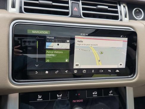 Used 2018 Land Rover Range Rover HSE image 27