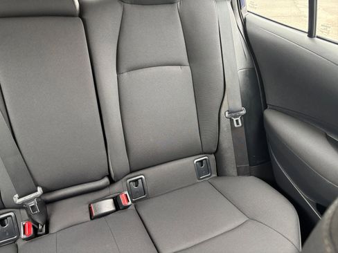 Used 2025 Toyota Corolla LE image 33